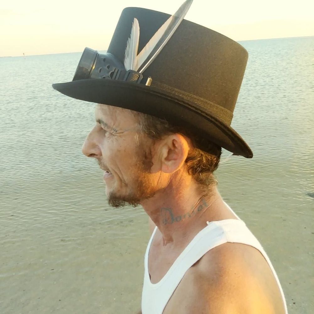 Meet your Posher, Phillip